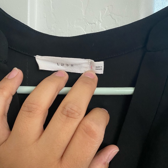 Lush black blouse - Picture 4 of 6